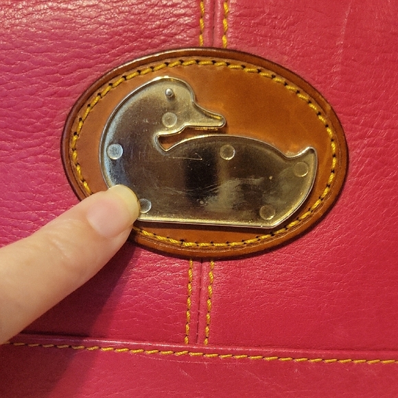 Authentic Dooney & Bourke Lrg Tote Pink Fuchsia Smooth Leather Handbag - Picture 2 of 13